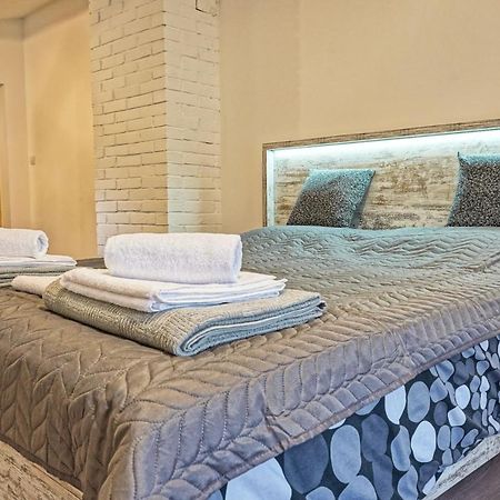 Ferienwohnung Zmaj Ognjeni Etno Concept Kupinovo Exterior foto